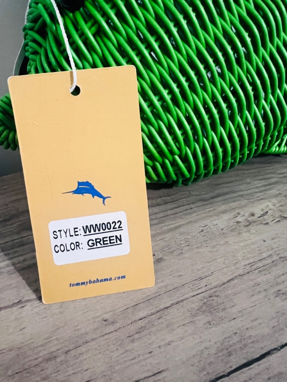 Tommy Bahama Viral Green Fish Woven Straw Novelty Bag Tropical Summer NWT - Picture 4 of 6